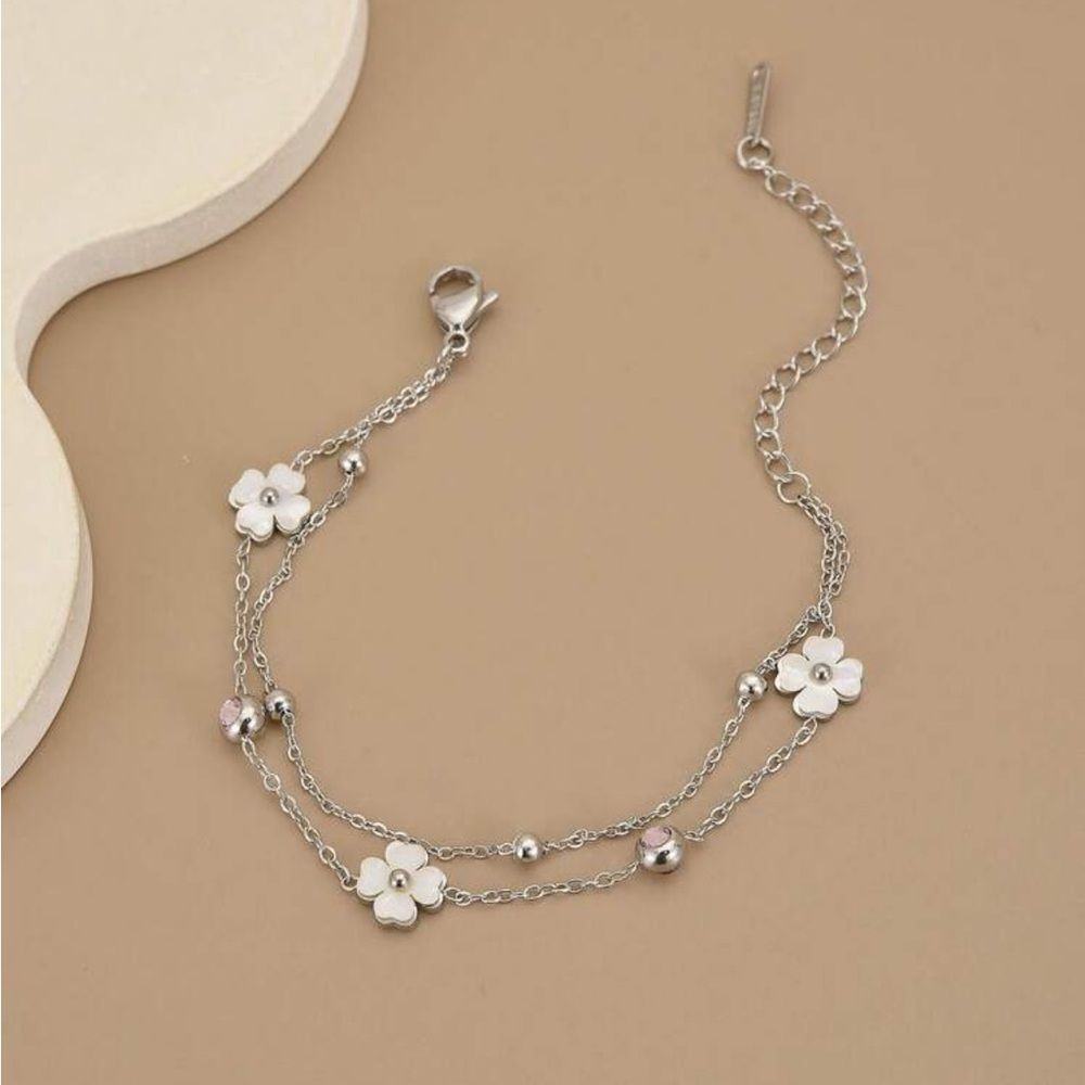 Silver Floral Bracelet M1750